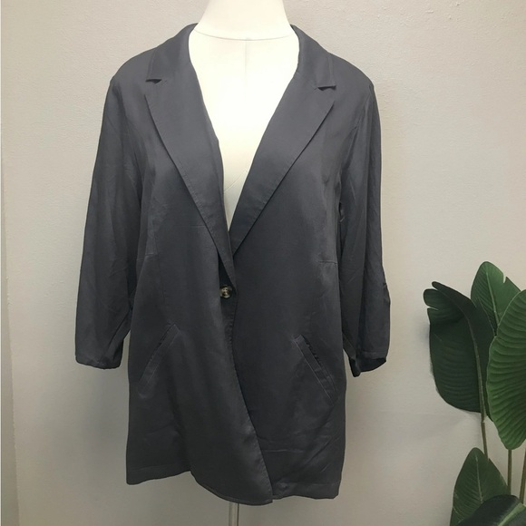 Torrid Studio Linen One Button Lightweight Blazer - Size 4 - Picture 3 of 5